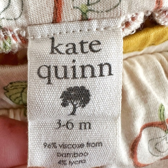 kate quinn | An Apple A Day Sun Suit (3-6 mos) 🍎 - Picture 4 of 4